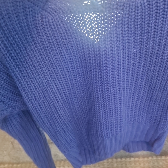 Blue Cable Knit Women's Sweater - Picture 4 of 4